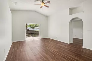 700 Kenmoore Ct, Eustis, FL 32726 - Photo 3