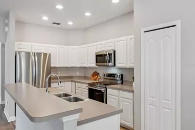 14479 Tanja King Boulevard, Orlando, FL 32828 - Photo 13