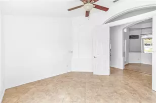 422 Canary Island Ct, Orlando, FL 32828 - Photo 9
