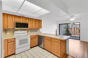1329 Windsor Dr, Kissimmee, FL 34741 - Photo 9