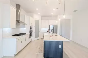 15614 Vetta Dr, Montverde, FL 34756 - Photo 5