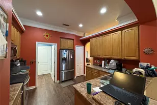 30542 Apricot Ave, Eustis, FL 32736 - Photo 15