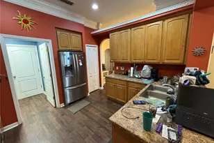 30542 Apricot Ave, Eustis, FL 32736 - Photo 17