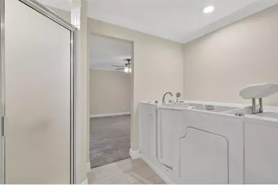 2294 Knollwood Drive, Leesburg, FL 34748 - Photo 9