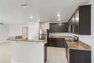 2414 Caspian Dr, Lakeland, FL 33805 - Photo 9