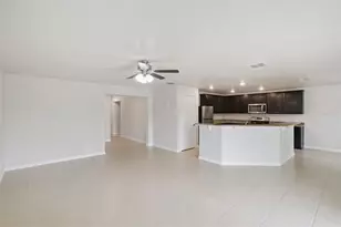 2414 Caspian Dr, Lakeland, FL 33805 - Photo 11