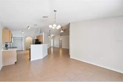 560 Brown Bear Way, Saint Cloud, FL 34772 - Photo 9