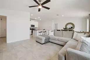 893 Laurel Vw Wy, Groveland, FL 34736 - Photo 5