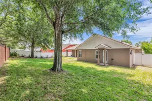 2466 Holly Berry Cir, Clermont, FL 34711 - Photo 33