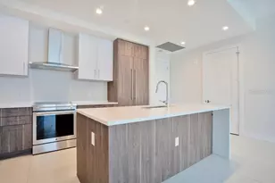 275 1st Ave S, Saint Petersburg, FL 33701 - Photo 11