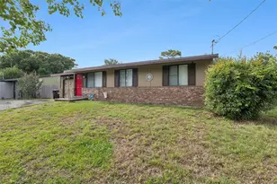 25 W Thrush St, Apopka, FL 32712 - Photo 1