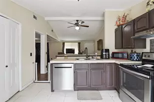 25 W Thrush St, Apopka, FL 32712 - Photo 5
