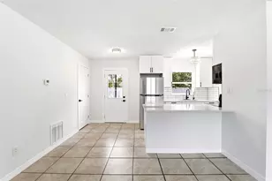 5465 Lescot Ln, Orlando, FL 32811 - Photo 9