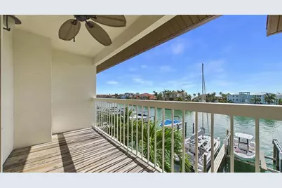 323 Madeira Circle, Saint Petersburg, FL 33715 - Photo 25