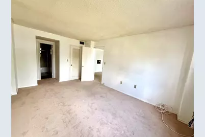 15600 NW 7th Avenue #211, Miami, FL 33169 - Photo 7