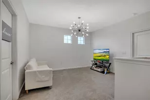 549 Sapphire Dr, Davenport, FL 33837 - Photo 17