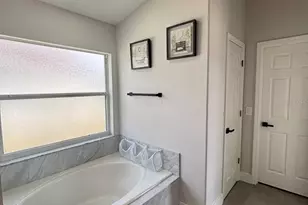 2521 Oneida Loop, Kissimmee, FL 34747 - Photo 13
