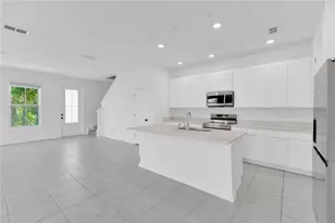 1773 Sanibel Dr, Davenport, FL 33896 - Photo 3