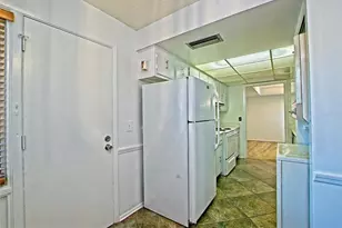 4575 S Texas Ave, Orlando, FL 32839 - Photo 15