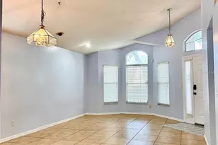 8214 Woodsworth Dr, Orlando, FL 32817 - Photo 5