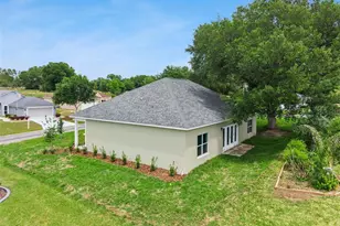 100 Fairway Cir, Umatilla, FL 32784 - Photo 9