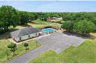 100 Fairway Circle, Umatilla, FL 32784 - Photo 17