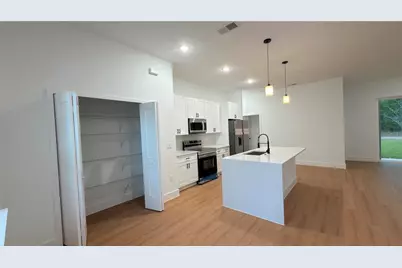7250 N Freeport Circle, Citrus Springs, FL 34434 - Photo 3