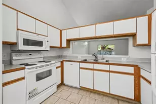 956 Old Barn Rd, Orlando, FL 32825 - Photo 9