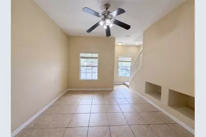 8548 Gablebend Way, Tampa, FL 33647 - Photo 5