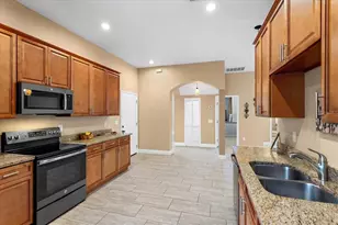 1111 Twin Rivers Blvd, Oviedo, FL 32766 - Photo 9