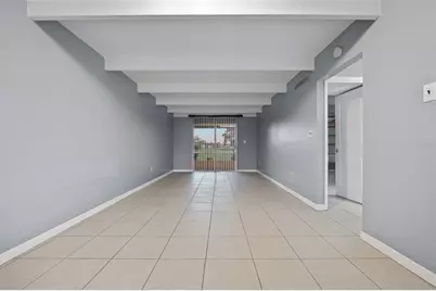 3515 Club Circle, Lakeshore, FL 33854 - Photo 5
