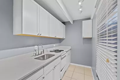 3515 Club Circle, Lakeshore, FL 33854 - Photo 9
