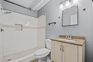 3515 Club Cir, Lakeshore, FL 33854 - Photo 17