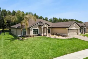 447 Lake Vista Dr, Auburndale, FL 33823 - Photo 3