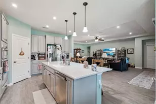 3904 Redfin Pl, Kissimmee, FL 34746 - Photo 11