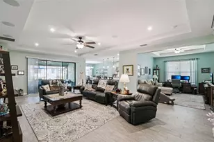 3904 Redfin Pl, Kissimmee, FL 34746 - Photo 5