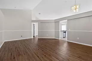 30723 Birdhouse Dr, Wesley Chapel, FL 33545 - Photo 7