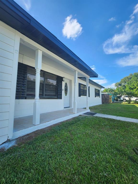 8320 Dot Ln - 8320 Dot Ln, Orlando, FL 32809 Luxury Property | Jose Angel Pina