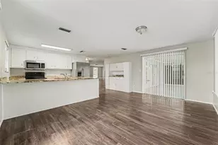 10111 Gardenia Ln, Port Richey, FL 34668 - Photo 5