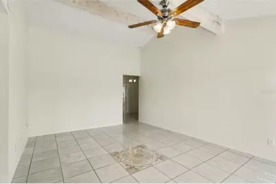 136 W Cedarwood Circle, Kissimmee, FL 34743 - Photo 7