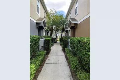 6586 S Goldenrod Road #91B, Orlando, FL 32822 - Photo 3