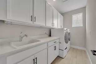 7344 Alpine Butterfly Ln, Orlando, FL 32819 - Photo 59