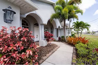 888 Boundary Boulevard, Rotonda West, FL 33947 - Photo 5