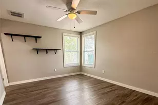 1028 5th St N, Saint Petersburg, FL 33701 - Photo 29