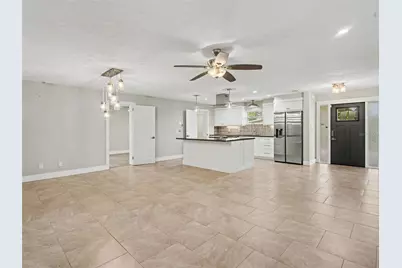 2746 Hibiscus Street, Sarasota, FL 34239 - Photo 11