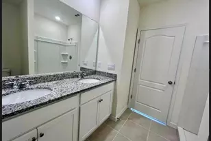 2432 Ribbon Fall Ave, Davenport, FL 33837 - Photo 13