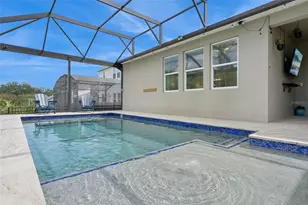 918 Hull Island Dr, Oakland, FL 34787 - Photo 13