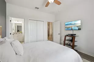 918 Hull Island Dr, Oakland, FL 34787 - Photo 41