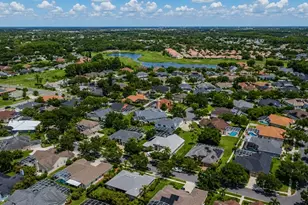 357 Fairway Pointe Cir, Orlando, FL 32828 - Photo 41