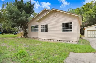 310 S Delaney Ave, Avon Park, FL 33825 - Photo 3